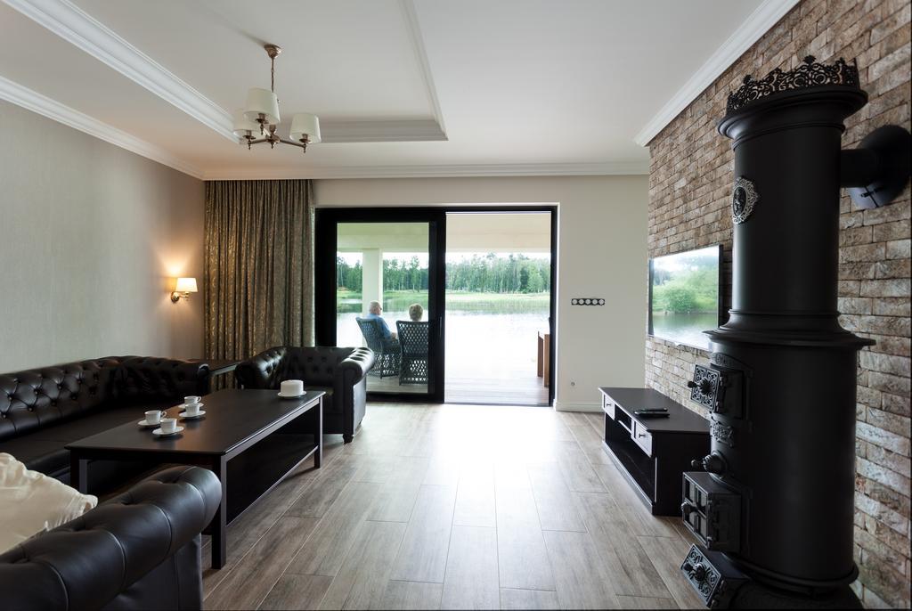 Golfbay Villa Сеница Экстерьер фото